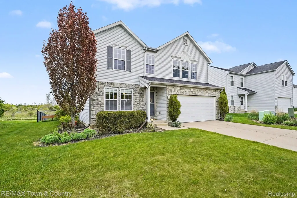 3253 Pine Run Drive Clayton Charter Township MI 48473