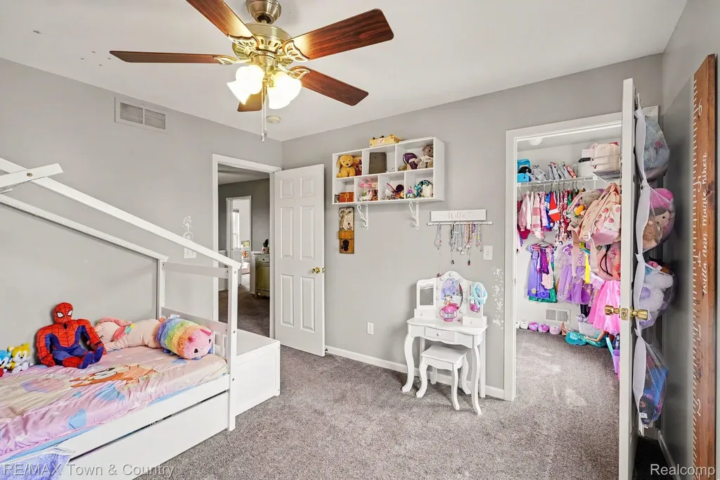 3253 Pine Run Drive Clayton Charter Township MI 48473