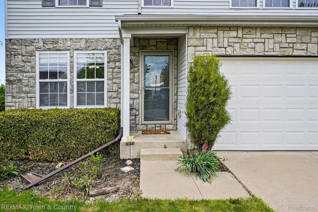 3253 Pine Run Drive Clayton Charter Township MI 48473