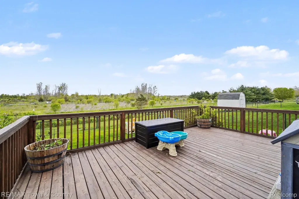 3253 Pine Run Drive Clayton Charter Township MI 48473