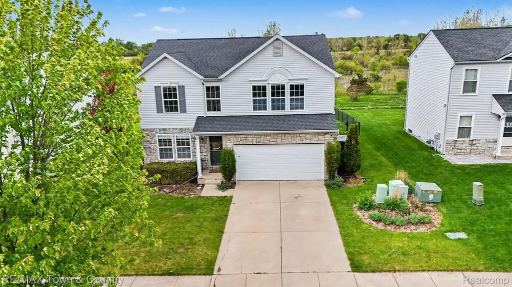 3253 Pine Run Drive Clayton Charter Township MI 48473