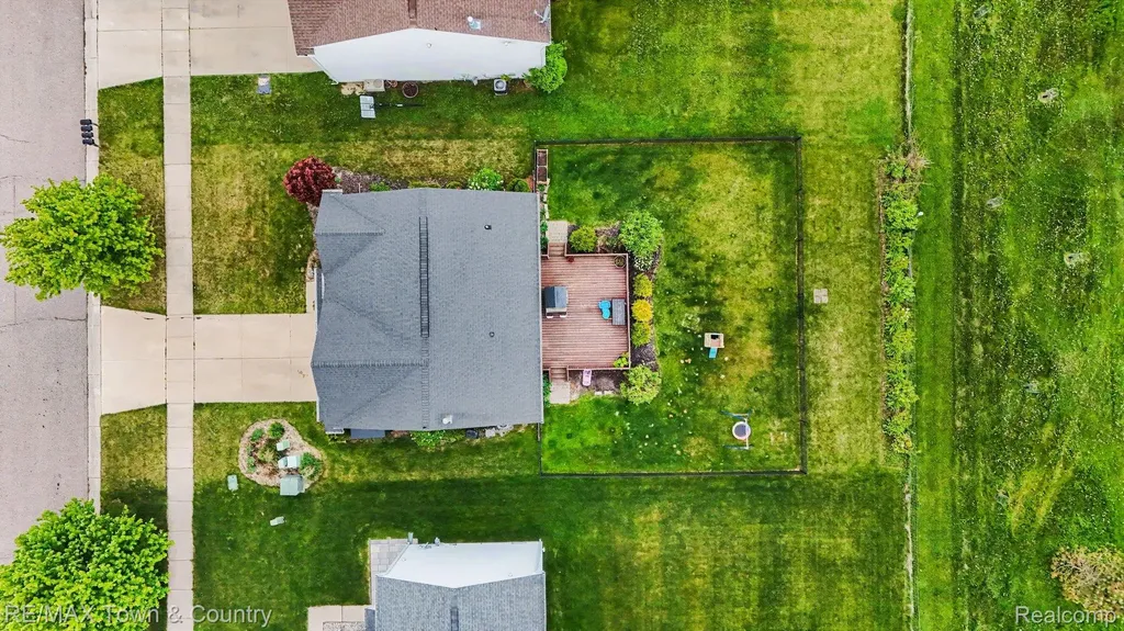 3253 Pine Run Drive Clayton Charter Township MI 48473