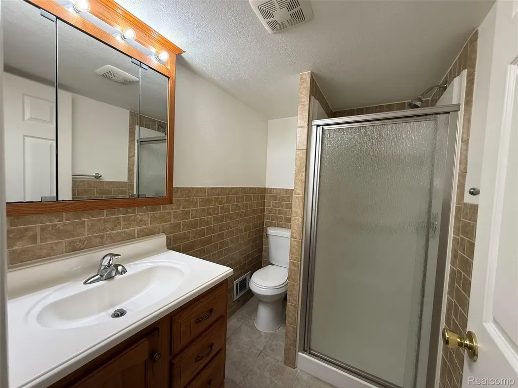 45429 Brunswick Drive Canton Charter Township MI 48187