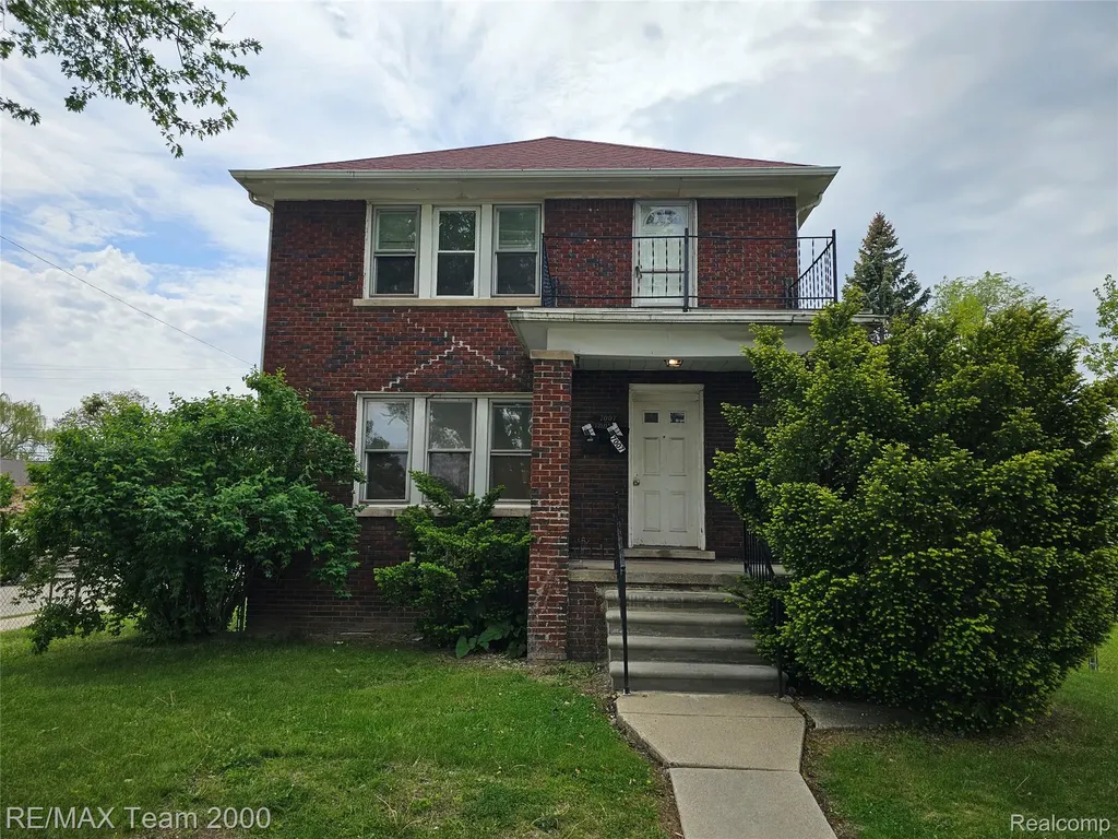7005 Orchard Avenue Dearborn City MI 48126