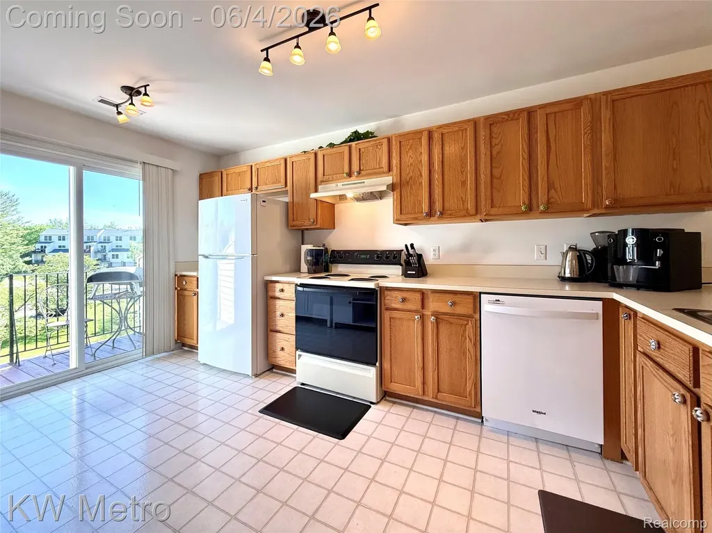 1870 Lindsay Lane Ann Arbor City MI 48104