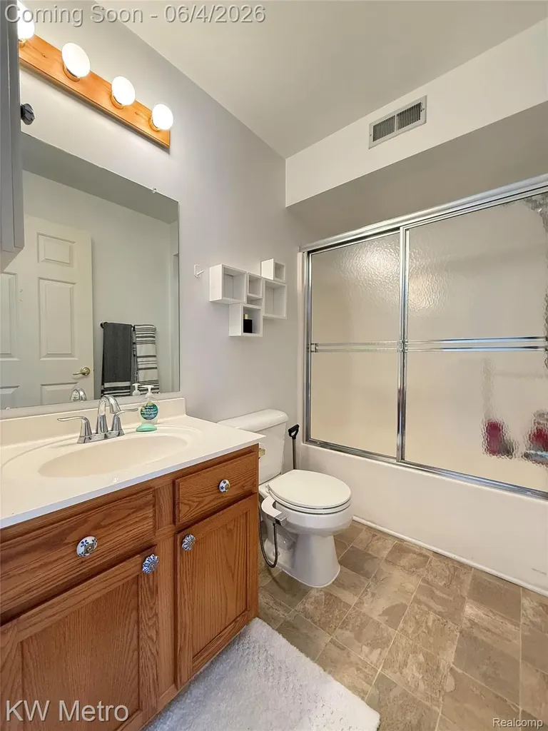 1870 Lindsay Lane Ann Arbor City MI 48104