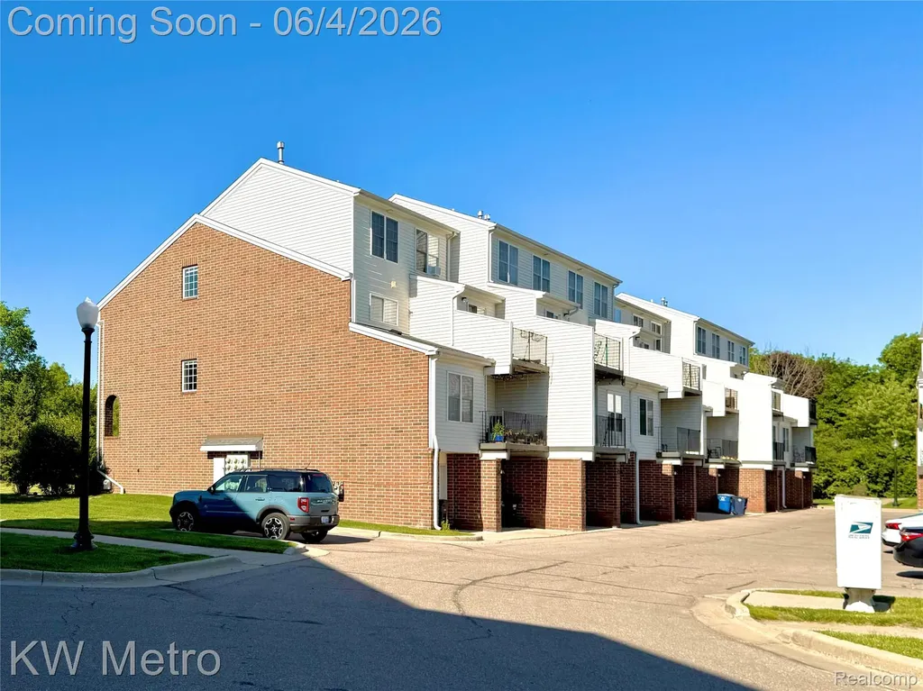 1870 Lindsay Lane Ann Arbor City MI 48104