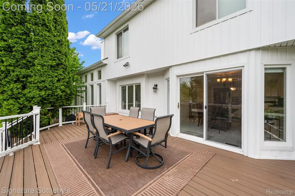 42280 Locklin Drive Sterling Heights City MI 48314