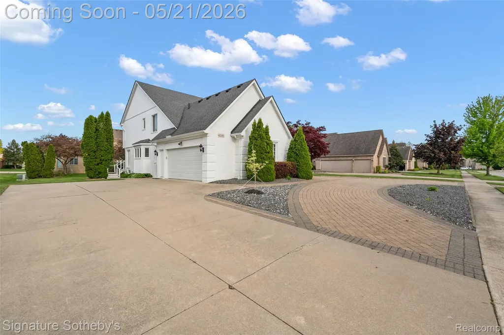 42280 Locklin Drive Sterling Heights City MI 48314