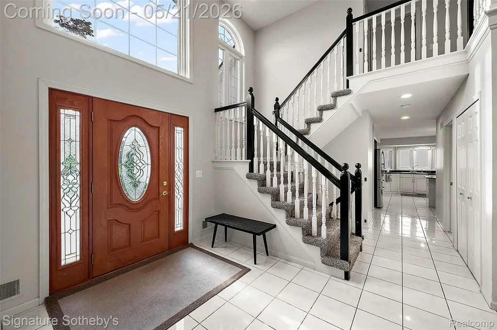 42280 Locklin Drive Sterling Heights City MI 48314
