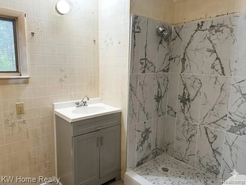 4456 Five Lakes Road North Branch Township MI 48461