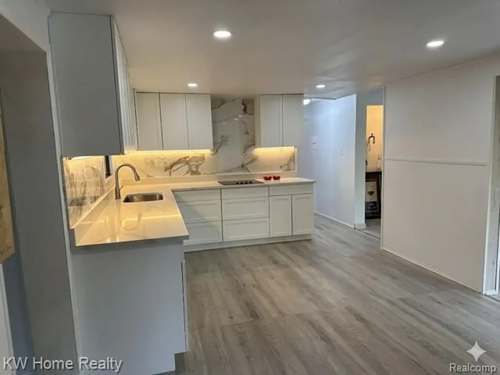4456 Five Lakes Road North Branch Township MI 48461