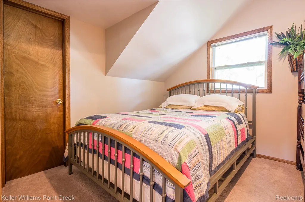 1379 Sioux Street Gladwin City MI 48624