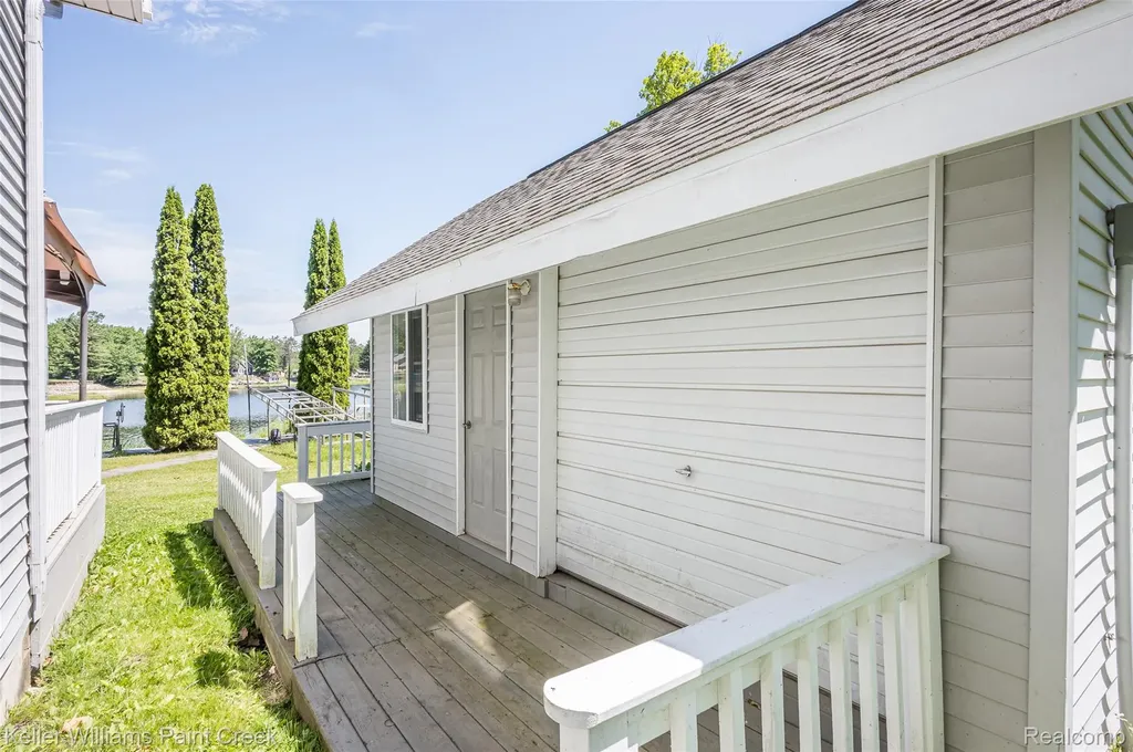 1379 Sioux Street Gladwin City MI 48624