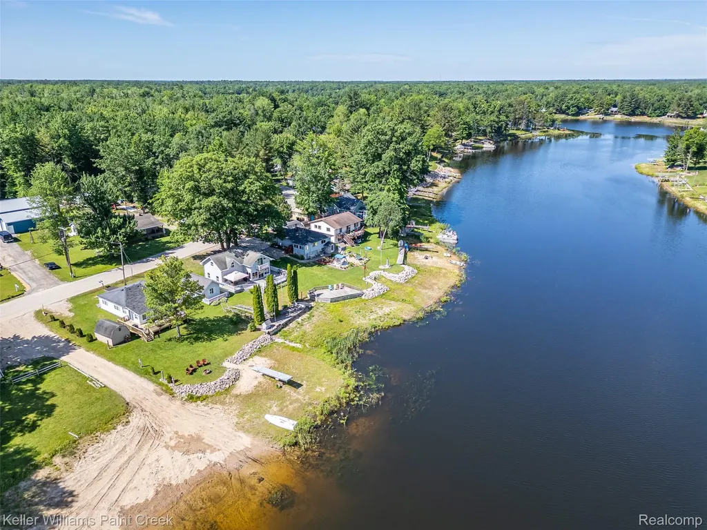1379 Sioux Street Gladwin City MI 48624
