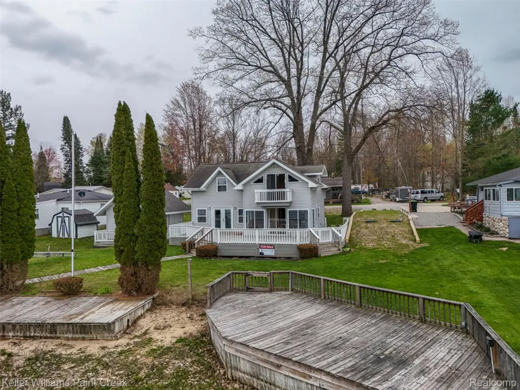 1379 Sioux Street Gladwin City MI 48624