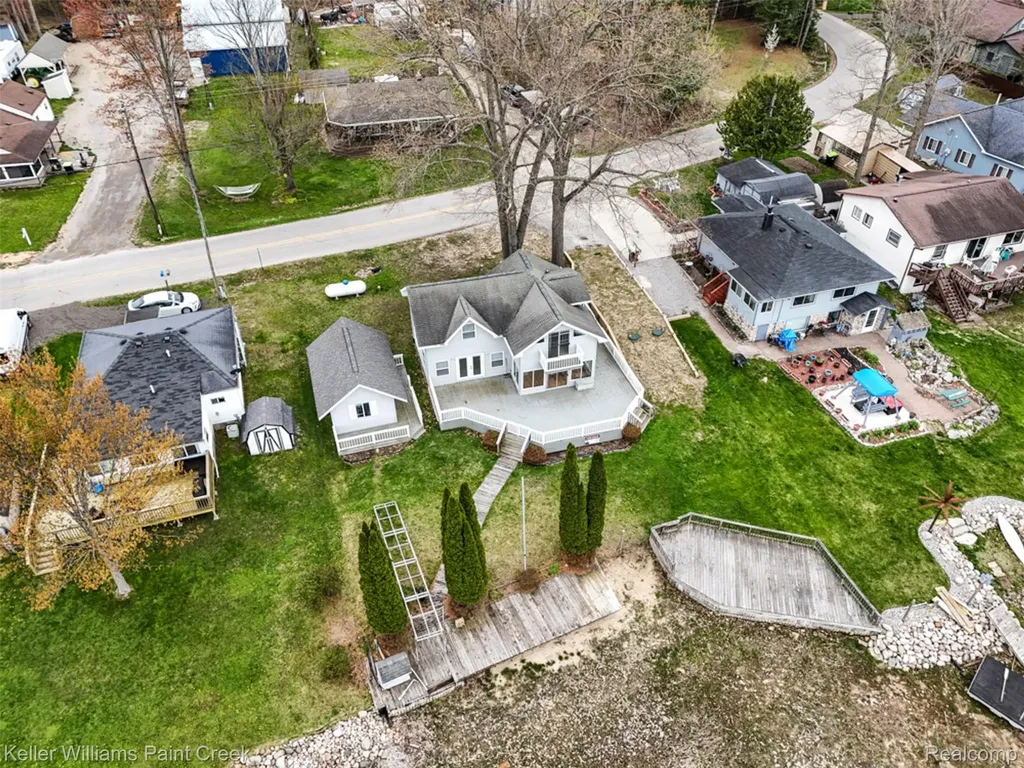 1379 Sioux Street Gladwin City MI 48624