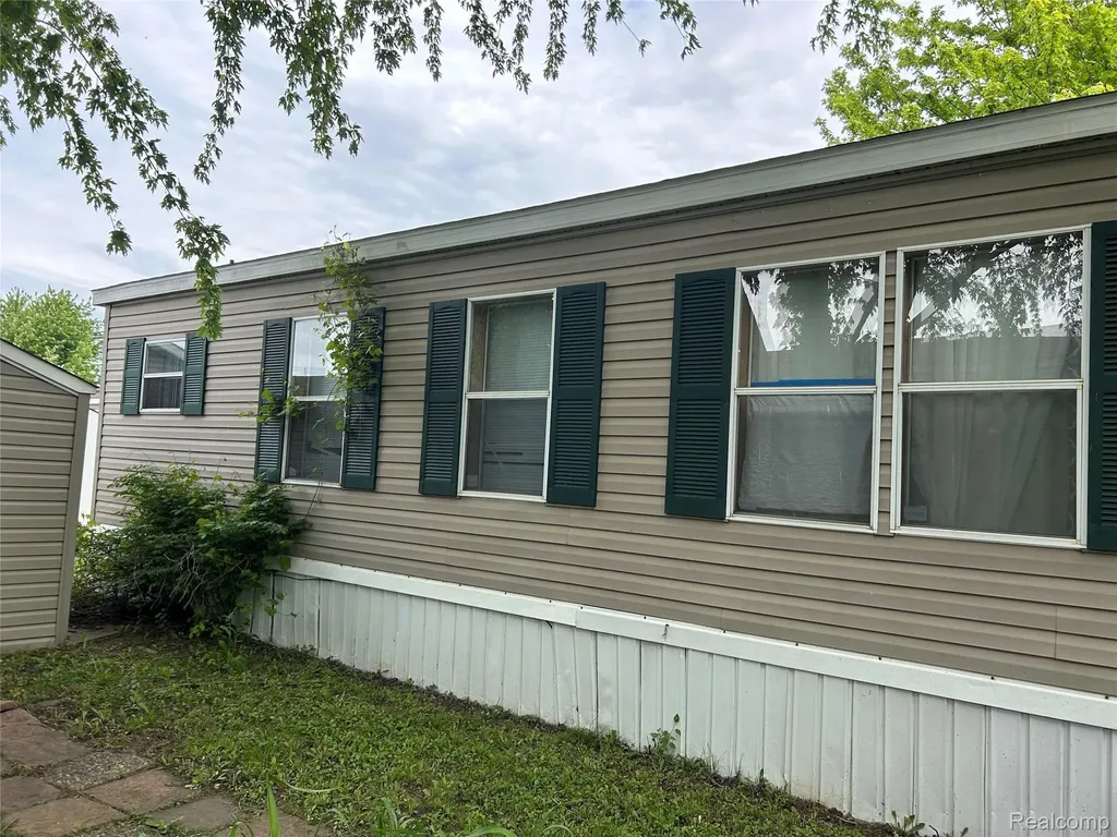7036 Ranger Drive Romulus City MI 48174