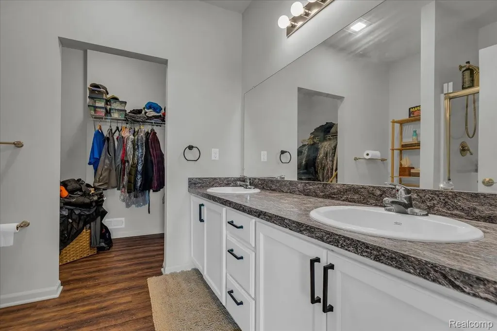 831 Plum Village Drive Raisinville Township MI 48161