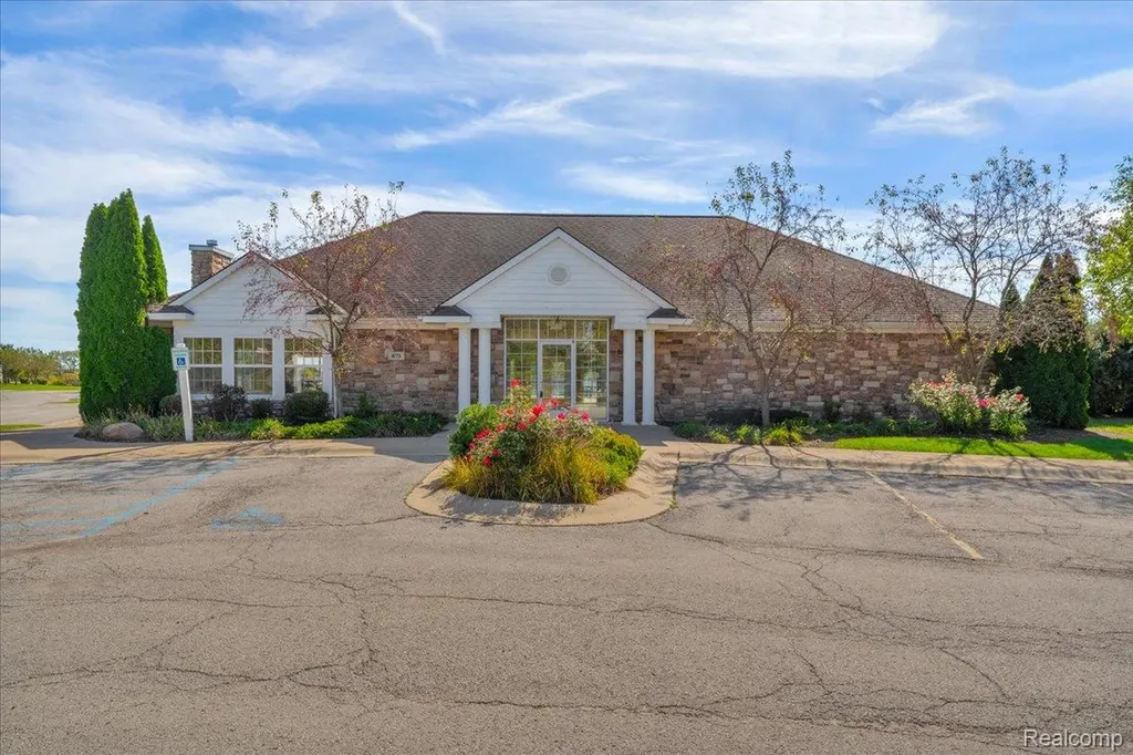 831 Plum Village Drive Raisinville Township MI 48161