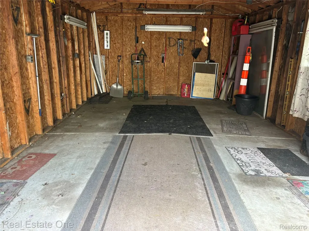1843 Buckingham Avenue Lincoln Park City MI 48146