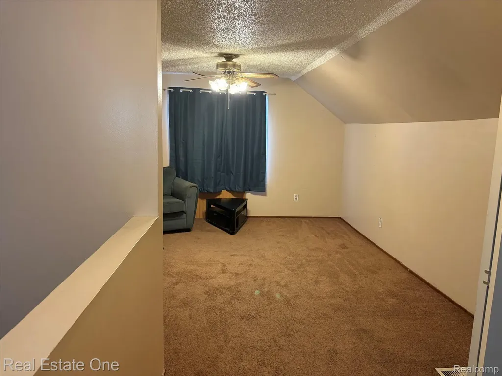 1843 Buckingham Avenue Lincoln Park City MI 48146