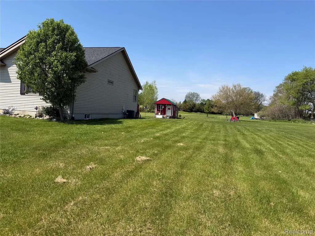 6860 Grand River Road Burns Township MI 48414