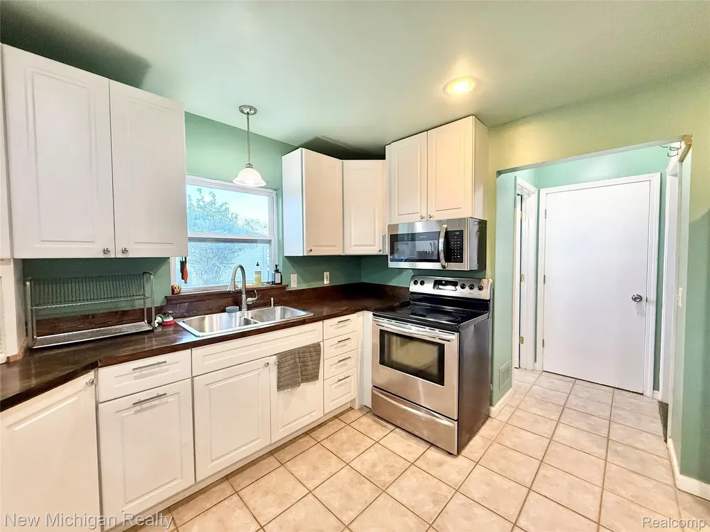 5288 Torrey Road Mundy Township MI 48507