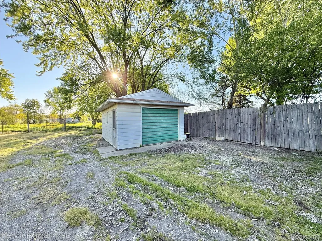 5288 Torrey Road Mundy Township MI 48507