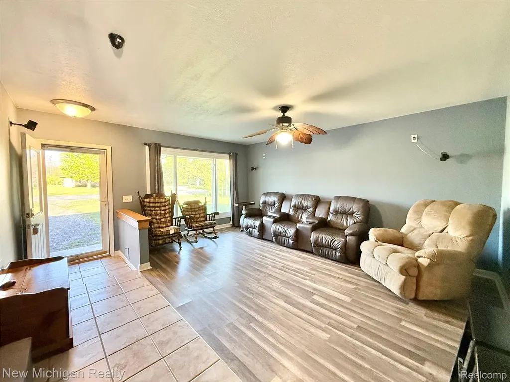 5288 Torrey Road Mundy Township MI 48507