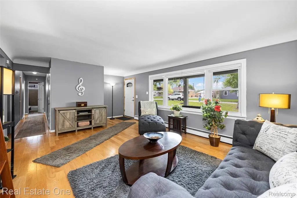 2262 Kohler Street Waterford Charter Township MI 48329