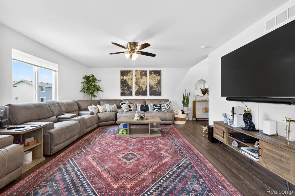 3969 Lotus Landing Circle Waterford Charter Township MI 48329