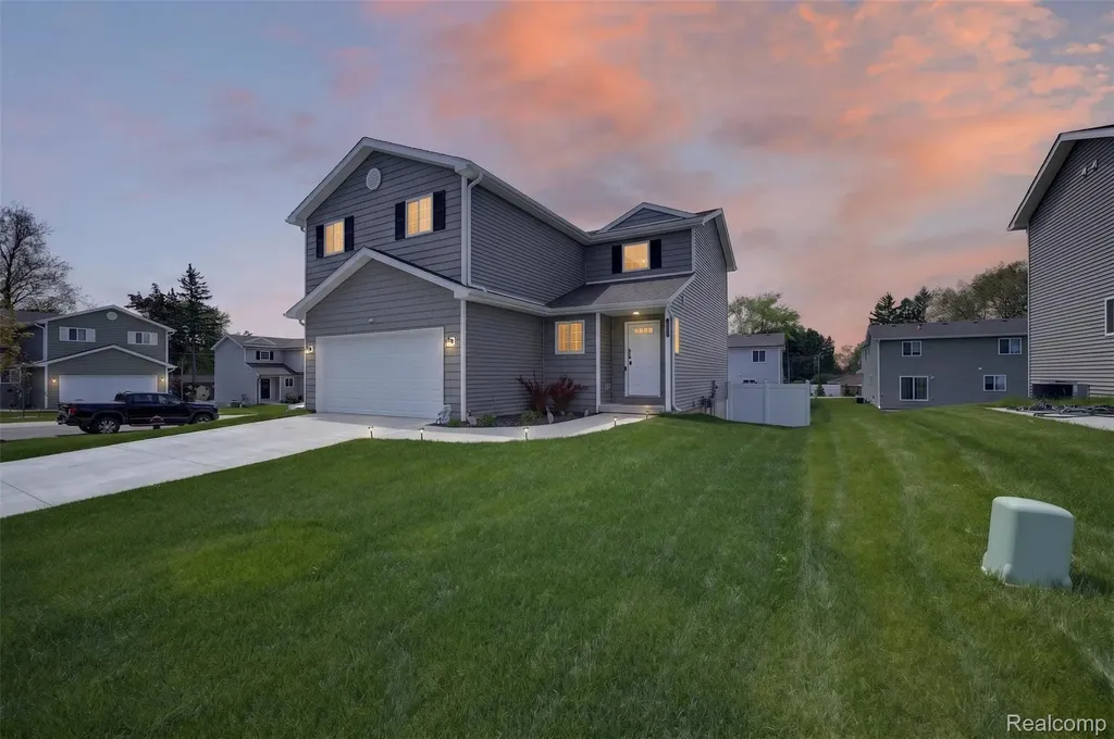 3969 Lotus Landing Circle Waterford Charter Township MI 48329