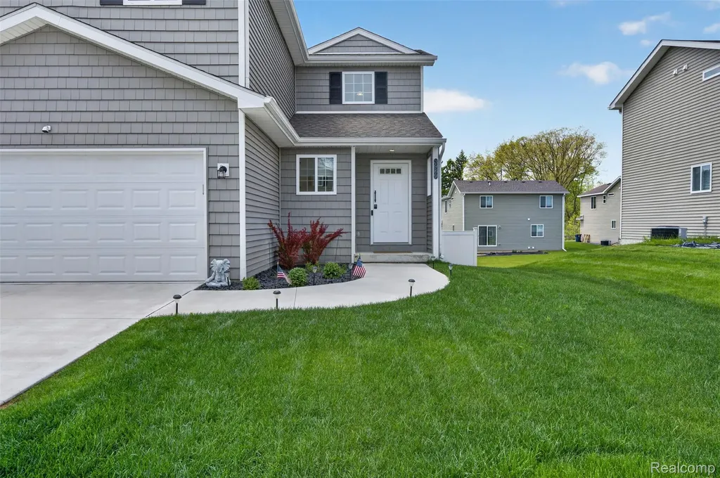 3969 Lotus Landing Circle Waterford Charter Township MI 48329