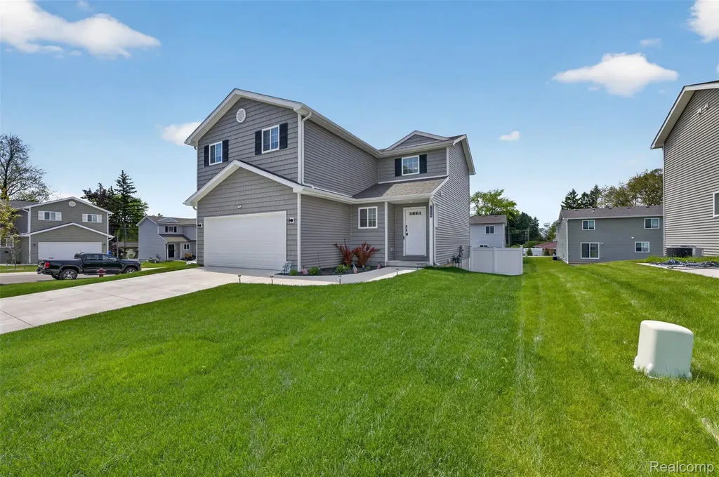 3969 Lotus Landing Circle Waterford Charter Township MI 48329