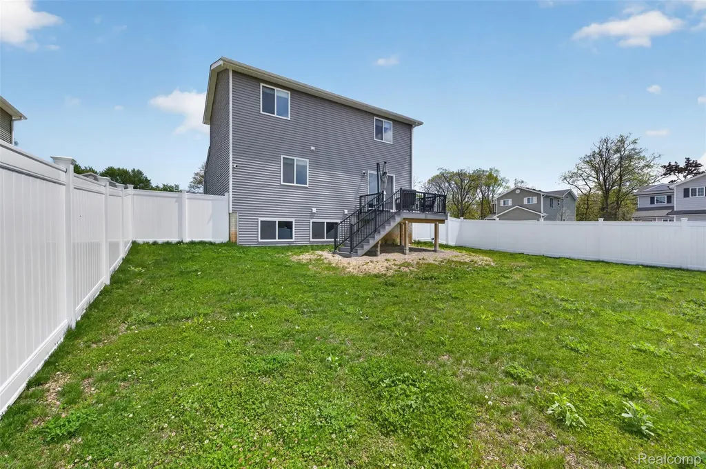 3969 Lotus Landing Circle Waterford Charter Township MI 48329
