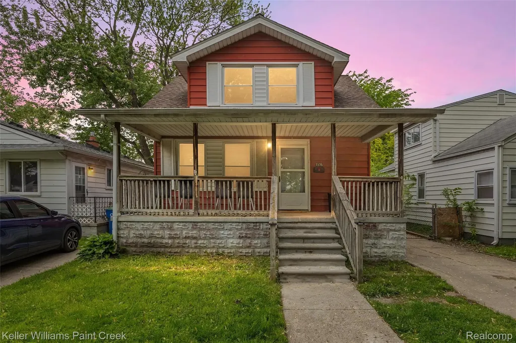 7275 Orchard Avenue Warren City MI 48091