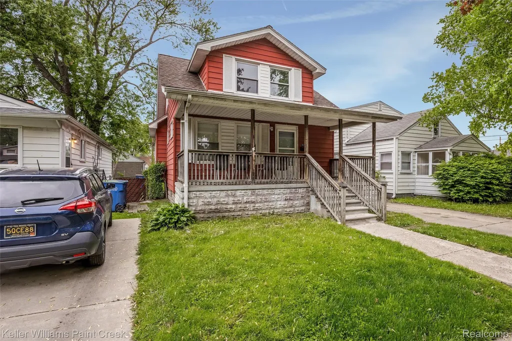 7275 Orchard Avenue Warren City MI 48091