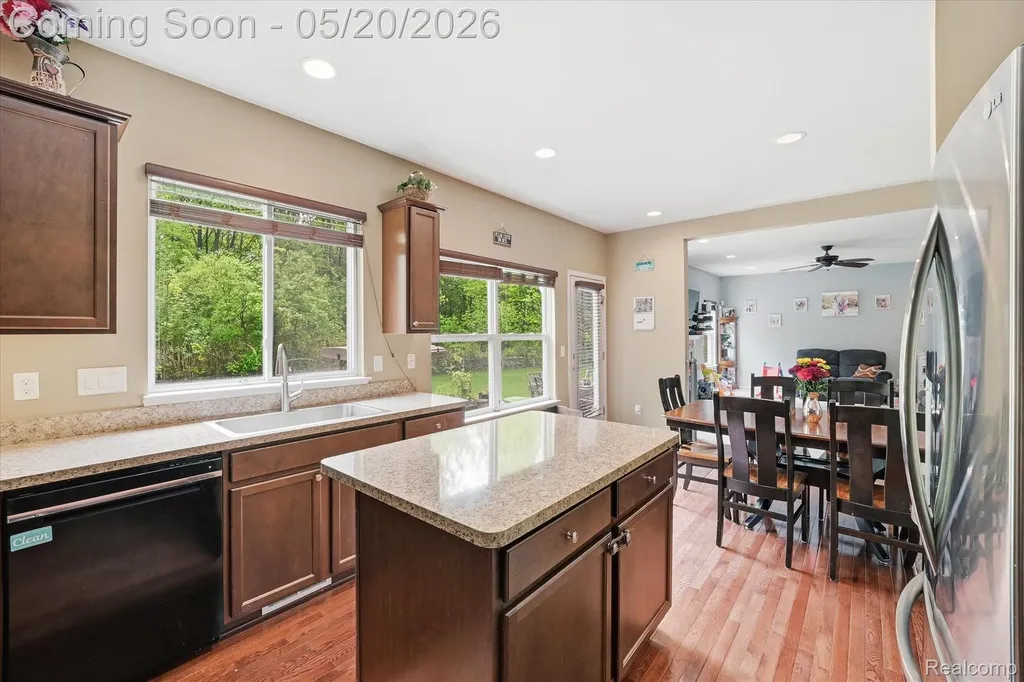 17154 Dew Point Court Brownstown Charter Township MI 48174