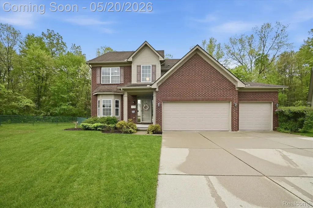 17154 Dew Point Court Brownstown Charter Township MI 48174