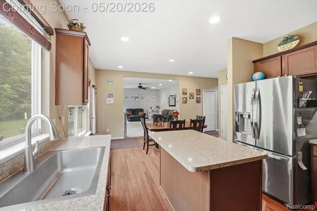 17154 Dew Point Court Brownstown Charter Township MI 48174