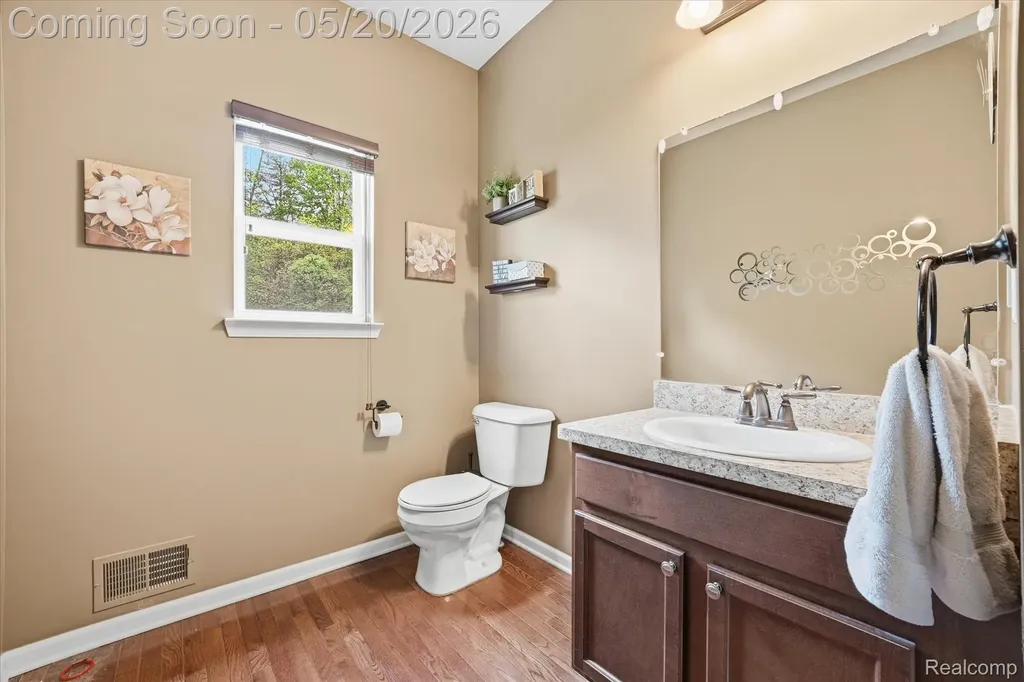 17154 Dew Point Court Brownstown Charter Township MI 48174