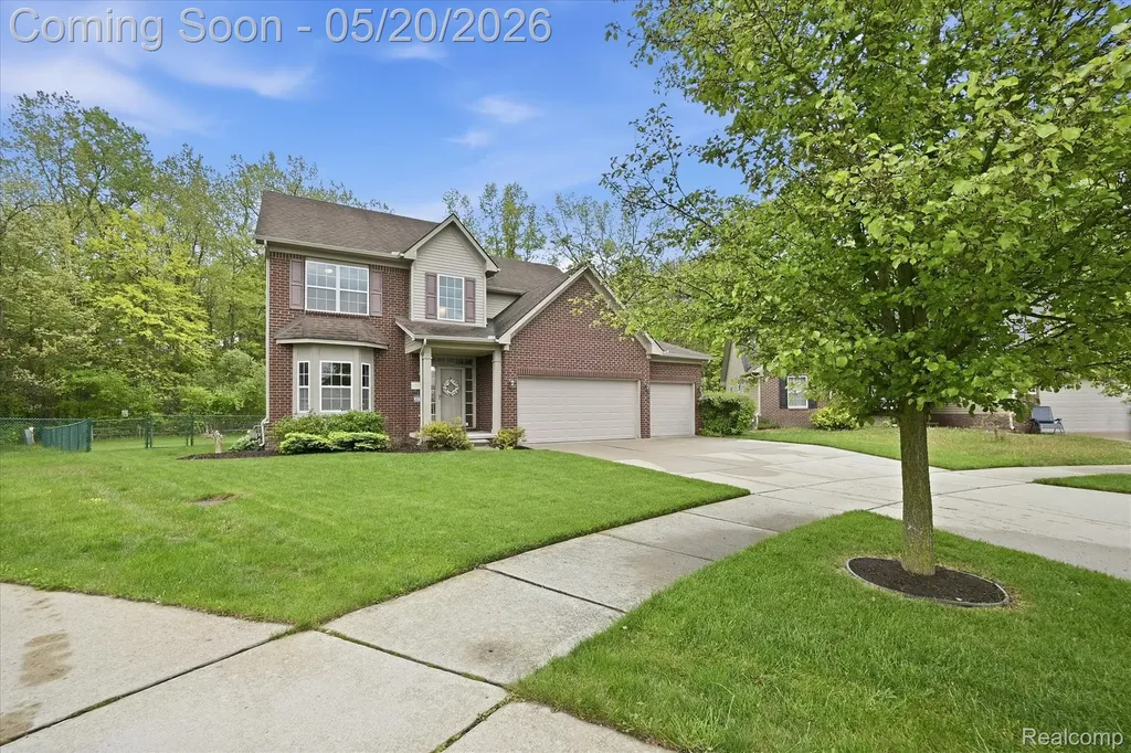 17154 Dew Point Court Brownstown Charter Township MI 48174