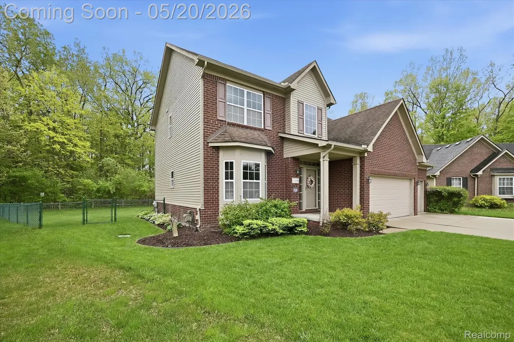17154 Dew Point Court Brownstown Charter Township MI 48174