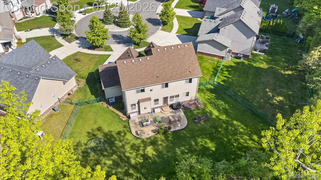 17154 Dew Point Court Brownstown Charter Township MI 48174
