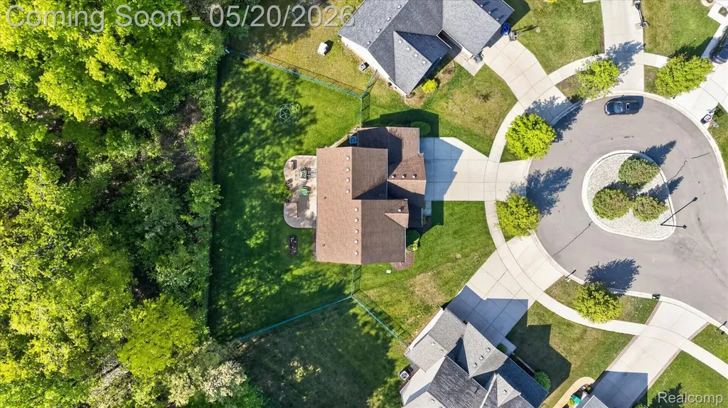 17154 Dew Point Court Brownstown Charter Township MI 48174