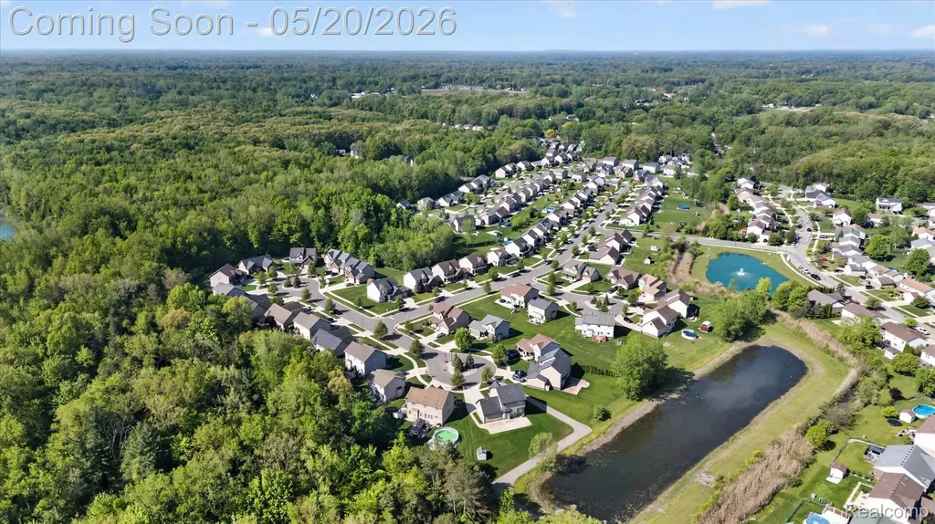 17154 Dew Point Court Brownstown Charter Township MI 48174