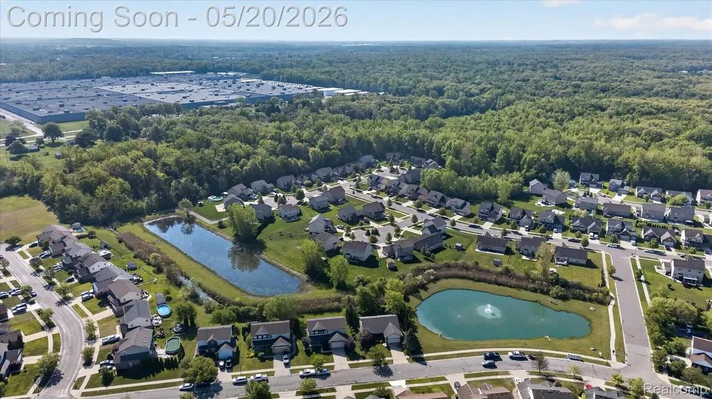 17154 Dew Point Court Brownstown Charter Township MI 48174
