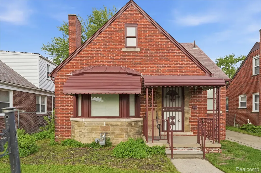 18708 Robson Street Detroit City MI 48235