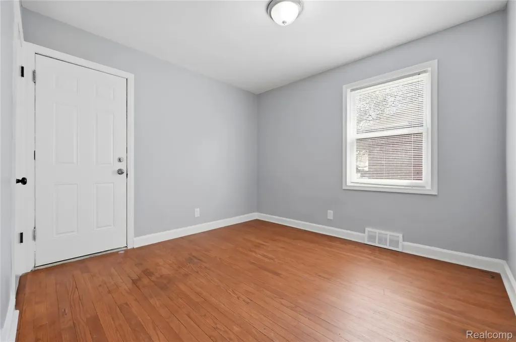 18708 Robson Street Detroit City MI 48235